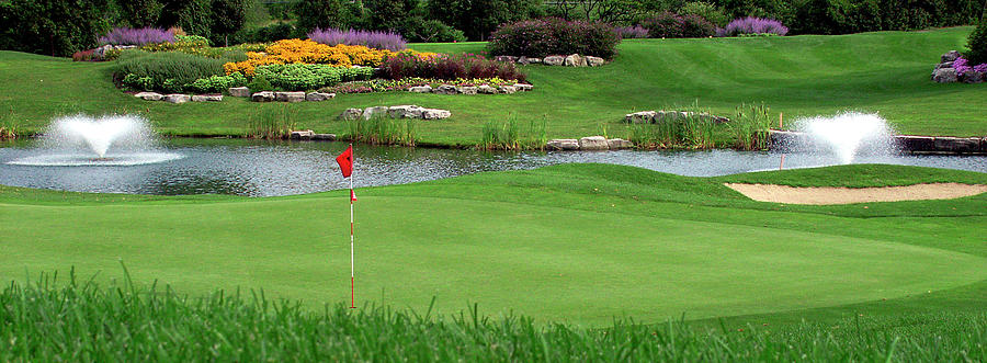 Whirlpool Green Golf Course at Niagara Falls Photograph by Kenneth Lane Smith