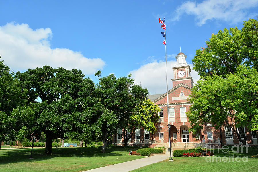 Wichita State University in Wichita, Kansas, Morrison Hall Clock Tower ...