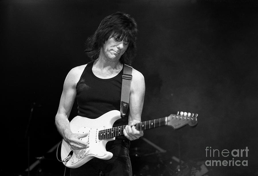 Jeff Beck Photograph - Jeff Beck #10 by Concert Photos