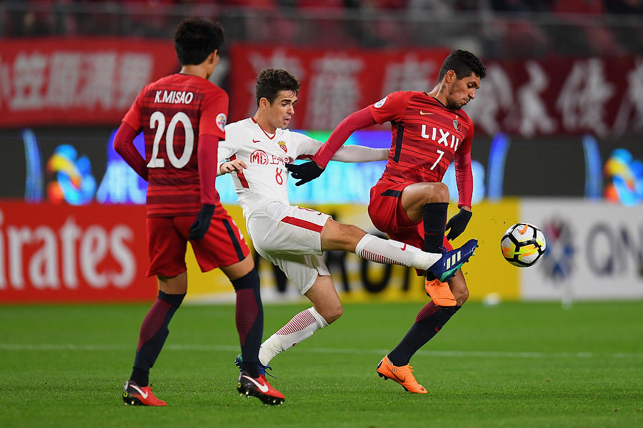 Kashima Antlers v Shanghai SIPG - AFC Champions League Round of 16 1st Leg #10 Photograph by Atsushi Tomura