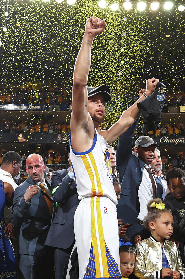 Stephen Curry #10 Photograph by Nathaniel S. Butler