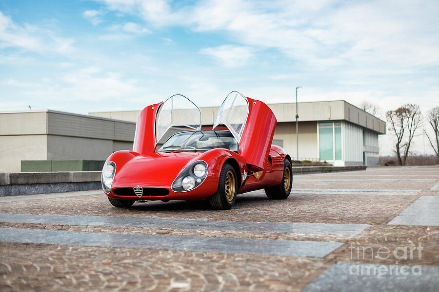 Exclusive Italian Retro Supercar 1967 Alfa Romeo Tipo 33 Stradale