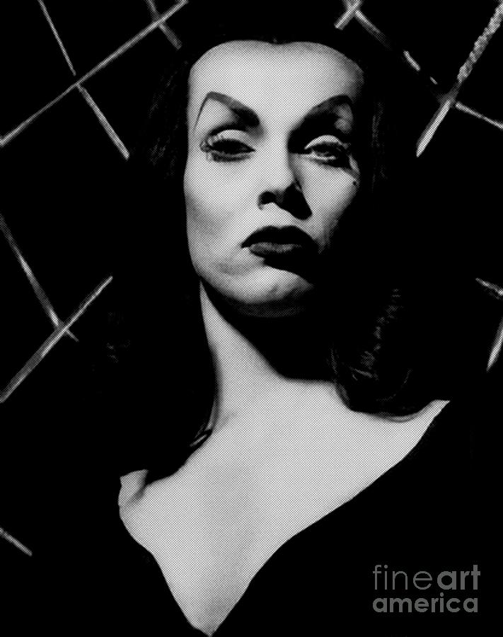 Maila Nurmi by Premium Artman