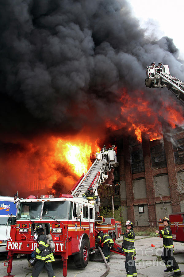 May 2nd 2006  Spectacular Greenpoint Terminal 10 Alarm Fire in Brooklyn, NY #7 Photograph by Steven Spak