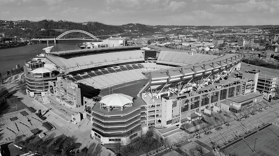 Pittsburgh Steelers Heinz Field in Pittsburgh Pennsylvania in black and white Photograph by Eldon McGraw
