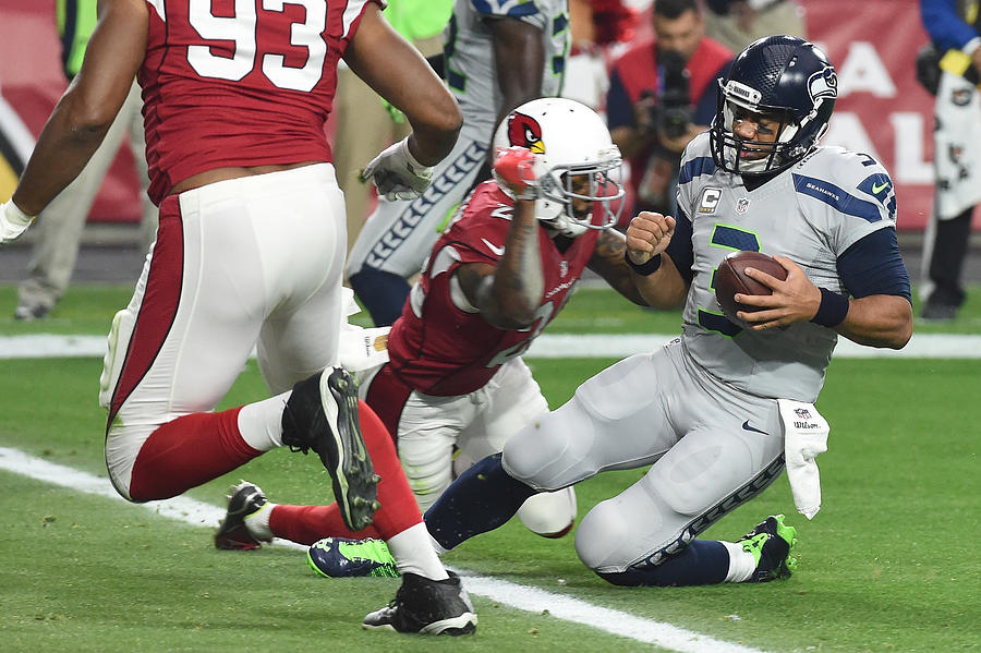 Seattle Seahawks v Arizona Cardinals #11 Photograph by Norm Hall