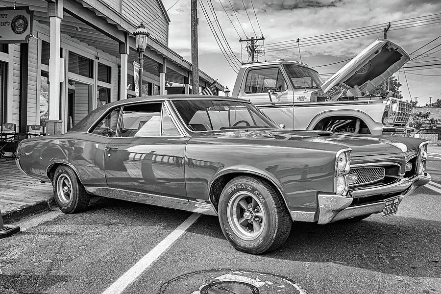 1967 Pontiac GTO Hardtop Coupe Photograph by Gestalt Imagery - Pixels