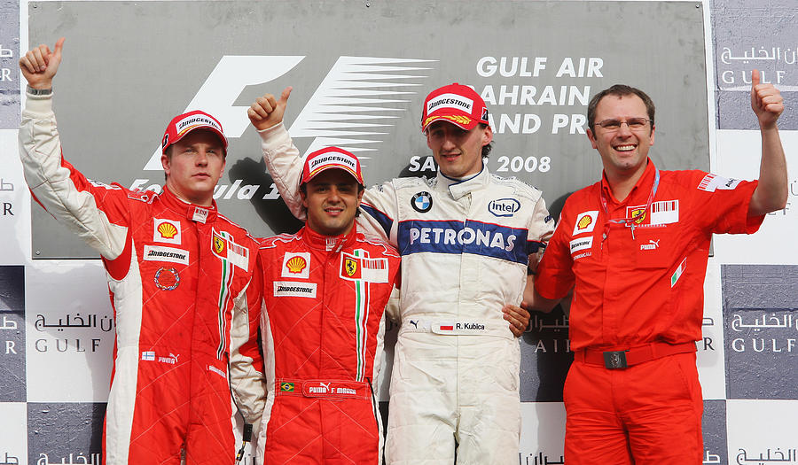 Bahrain Formula One Grand Prix: Race #12 Photograph by Mark Thompson