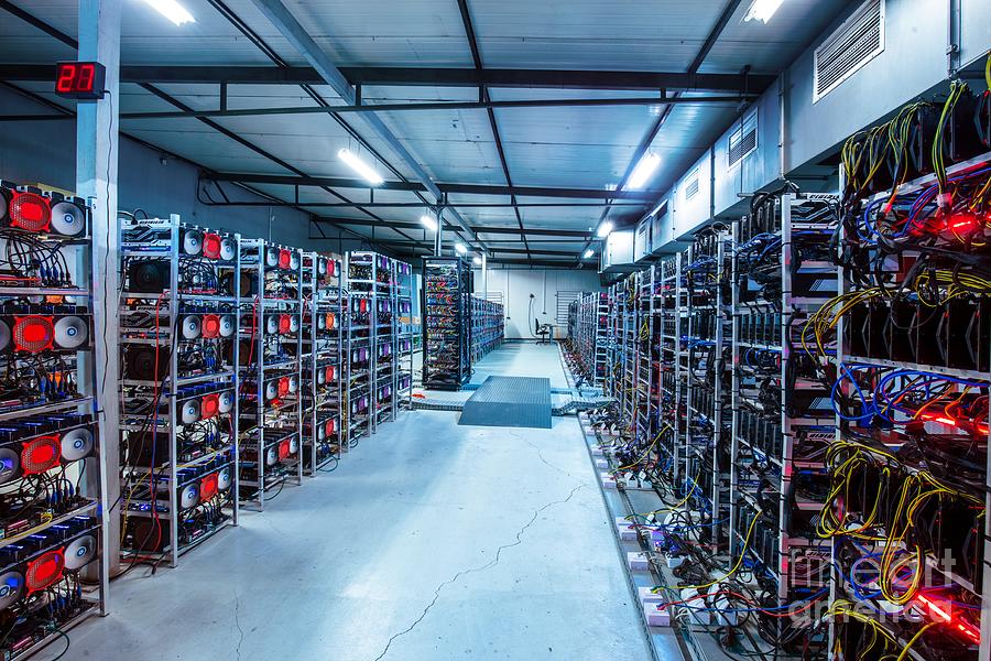 bitcoin mining hosting facility