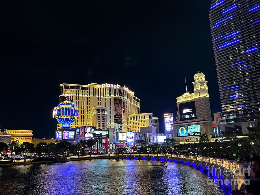 Las Vegas Nevada Night Lights Street Cars Scene Las Vegas Blvd View