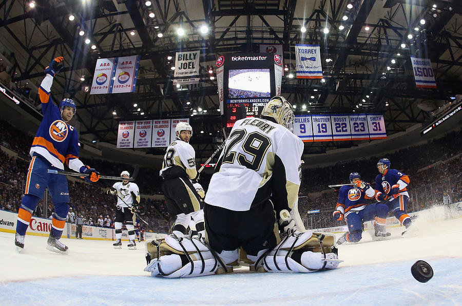 Pittsburgh Penguins v New York Islanders #124 Photograph by Bruce Bennett