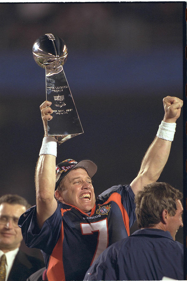1998 Super Bowl XXXII - Denver Broncos over Green Bay Packers 31-24 #13 Photograph by Sporting News Archive