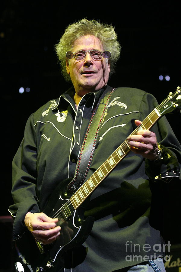 Leslie West - Mountain Photograph by Concert Photos - Fine Art America