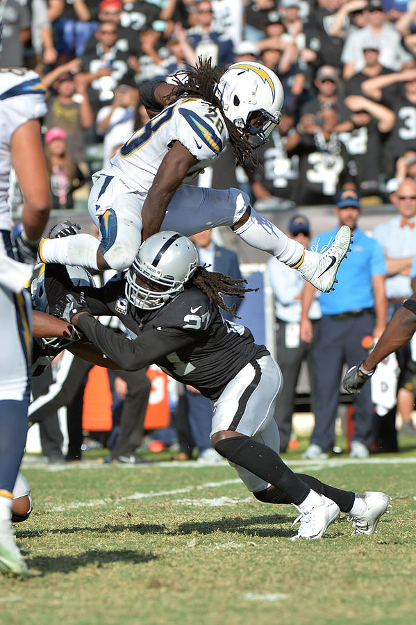 Los Angeles Chargers v Oakland Raiders #13 Photograph by Don Feria