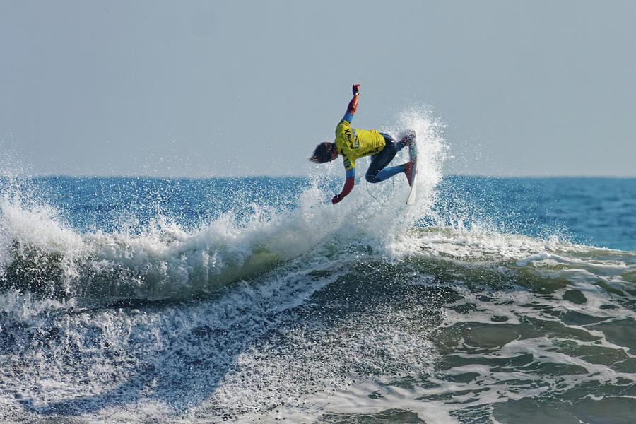 The U.S. Open of Surfing #13 Photograph by Ron Dubin