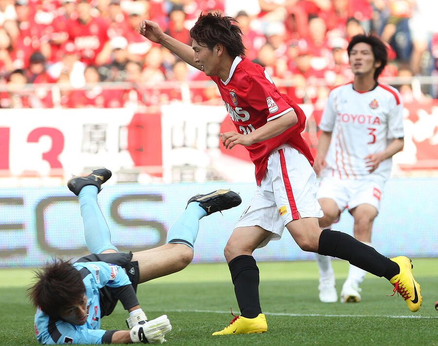 Urawa Red Diamonds v Nagoya Grampus - J.League #13 Photograph by Koichi Kamoshida