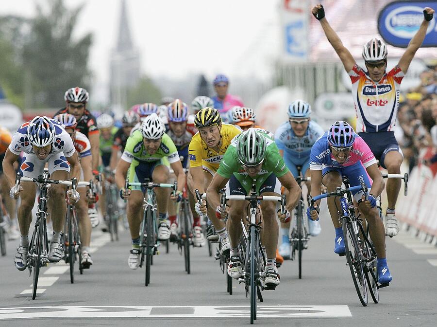 2006 Tour de France - Stage Seven #14 Photograph by Friedemann Vogel