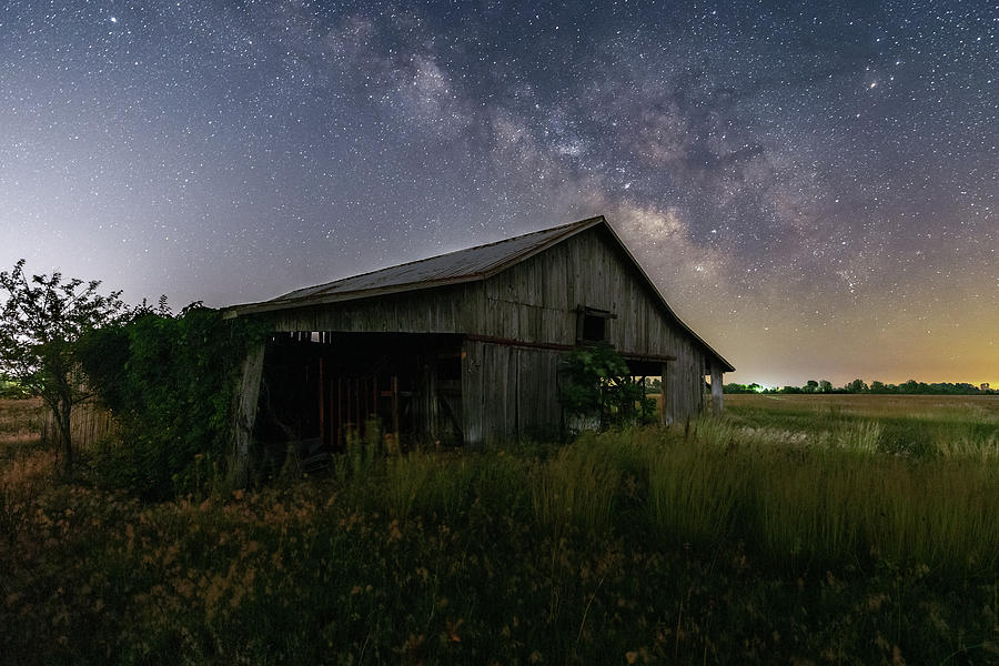 Barn under Milkyway Photograph by Clay Guthrie