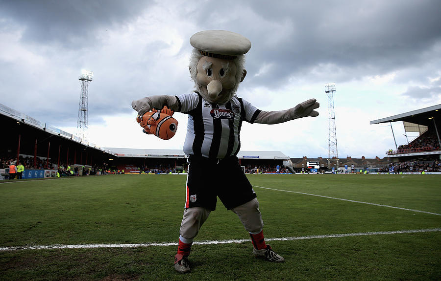Grimsby Town v Eastleigh FC - Vanarama Football Conference League #14 Photograph by Matthew Lewis