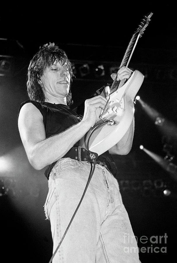 Jeff Beck Photograph - Jeff Beck #14 by Concert Photos