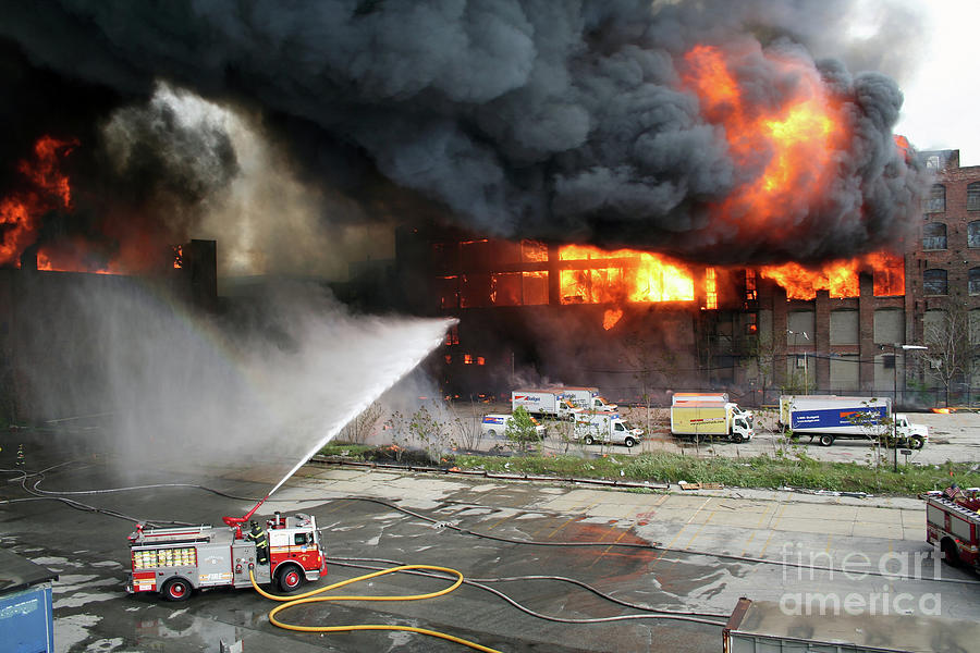 May 2nd 2006  Spectacular Greenpoint Terminal 10 Alarm Fire in Brooklyn, NY #14 Photograph by Steven Spak
