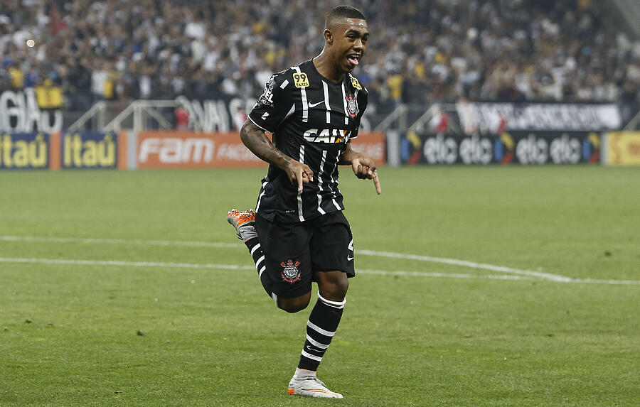 Corinthians v Atletico MG - Brasileirao Series A 2015 #15 Photograph by Miguel Schincariol Corinthians v Atletico MG - Brasileirao Series A 2015 #15 Photograph by Miguel Schincariol