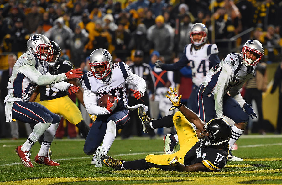 New England Patriots v Pittsburgh Steelers #15 Photograph by Joe Sargent