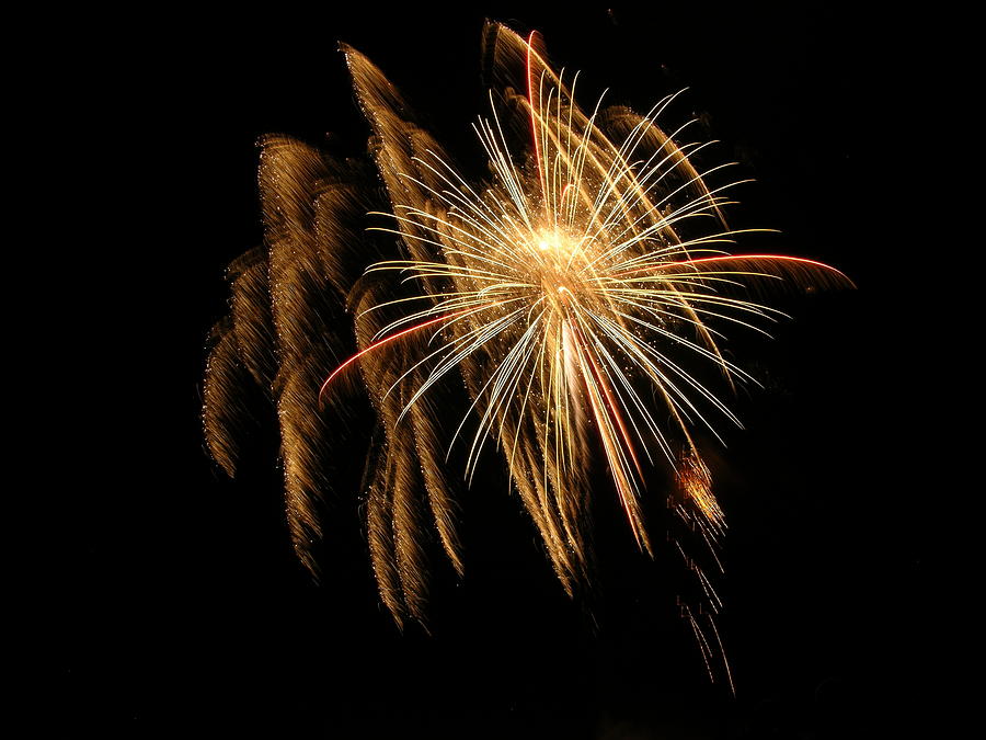 Fireworks #17 Photograph by George Pennington