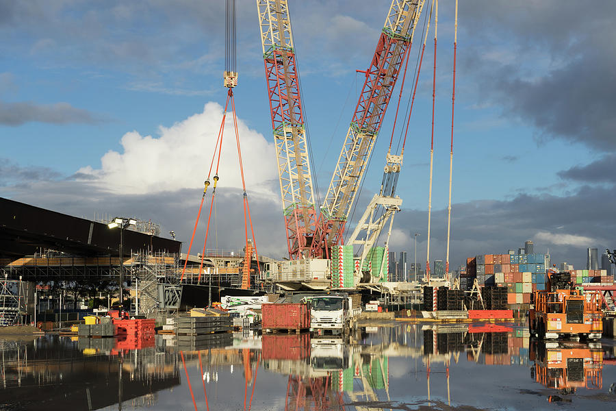 1600t Crawler Crane Photograph by Stuart Mitchell - Fine Art America