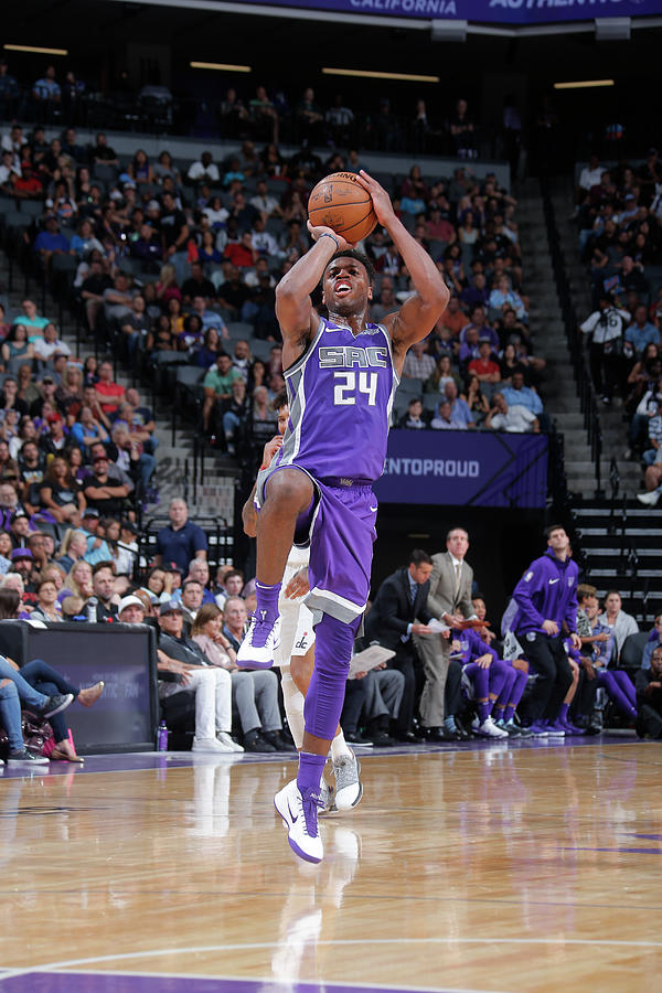 Buddy Hield #17 Photograph by Rocky Widner