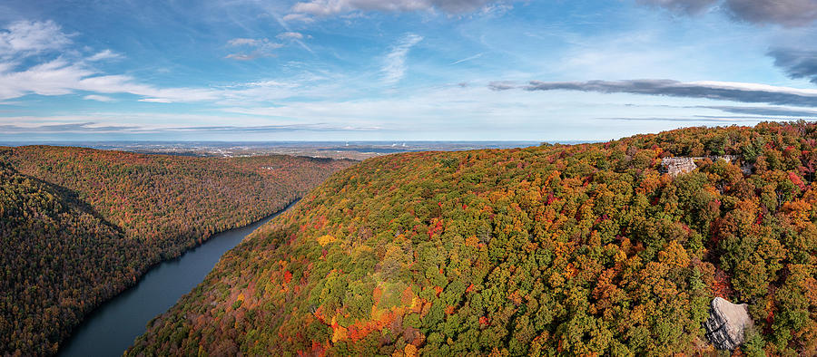 Coopers Rock state park overlook over the Cheat River in West Vi ...