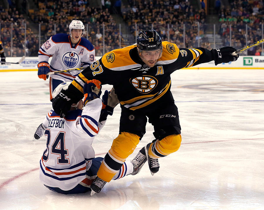 Edmonton Oilers v Boston Bruins #17 Photograph by Jim Rogash
