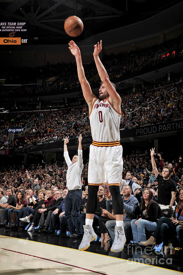 Kevin Love #17 Photograph by David Liam Kyle