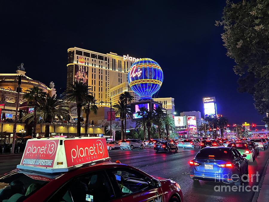 Las Vegas Nevada Night Lights Street Cars Scene Las Vegas Blvd View