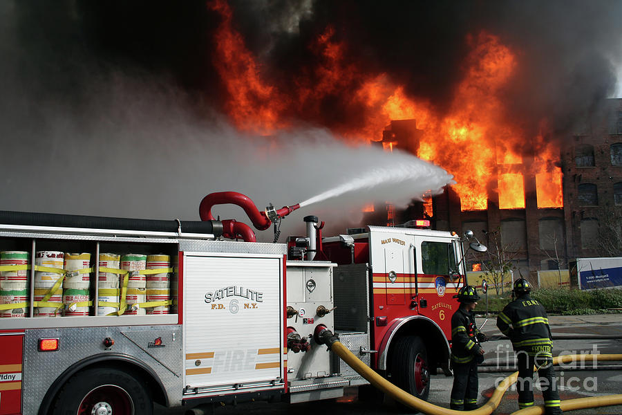 May 2nd 2006  Spectacular Greenpoint Terminal 10 Alarm Fire in Brooklyn, NY #17 Photograph by Steven Spak