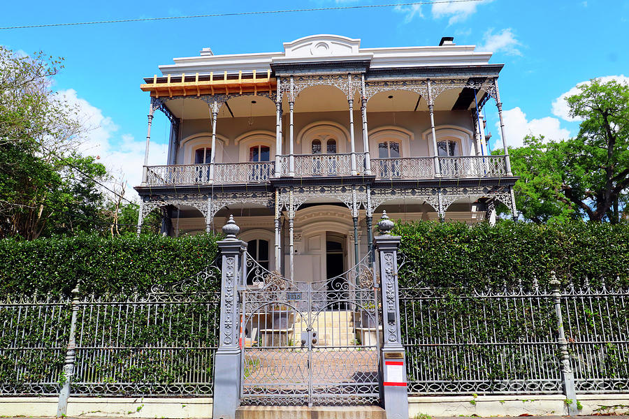 New Orleans Mansion #17 Photograph by Steven Spak