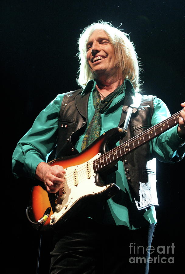 Tom Petty - Tom Petty and The Heartbreakers #17 Photograph by Concert ...