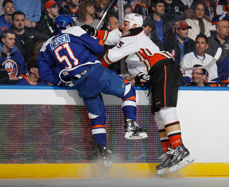Anaheim Ducks v New York Islanders #18 Photograph by Bruce Bennett