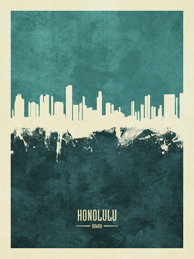 Honolulu Photograph - Honolulu Hawaii Skyline #18 by Michael Tompsett