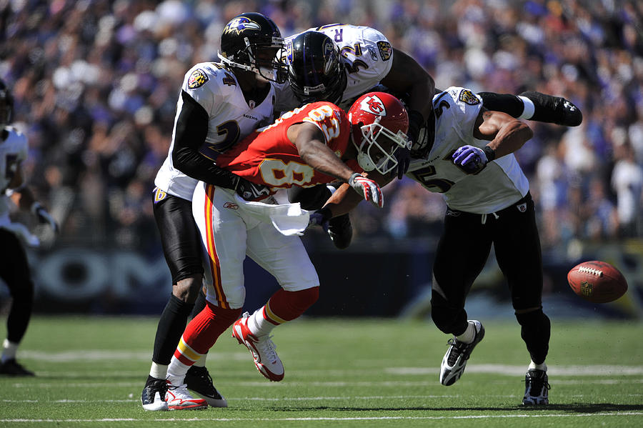 Kansas City Chiefs v Baltimore Ravens #18 Photograph by Larry French