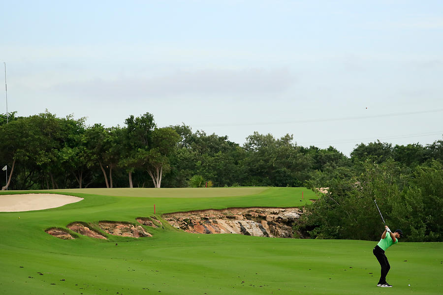 OHL Classic At Mayakoba - Round Three #18 Photograph by Cliff Hawkins