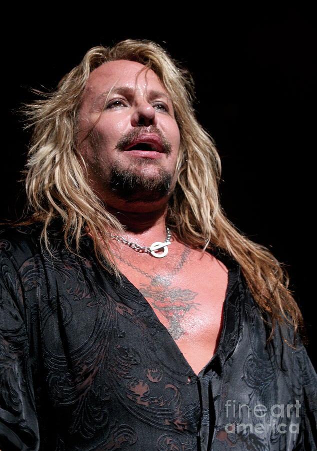 Vince Neil - Motley Crue Photograph By Concert Photos - Fine Art America