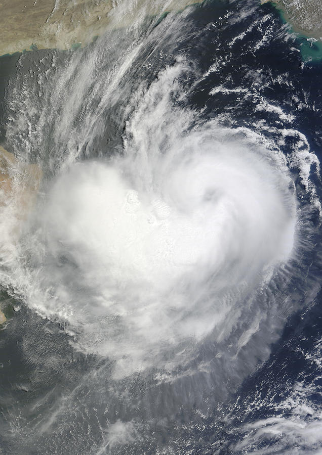 1811523 Cyclone Ashobaa Photograph