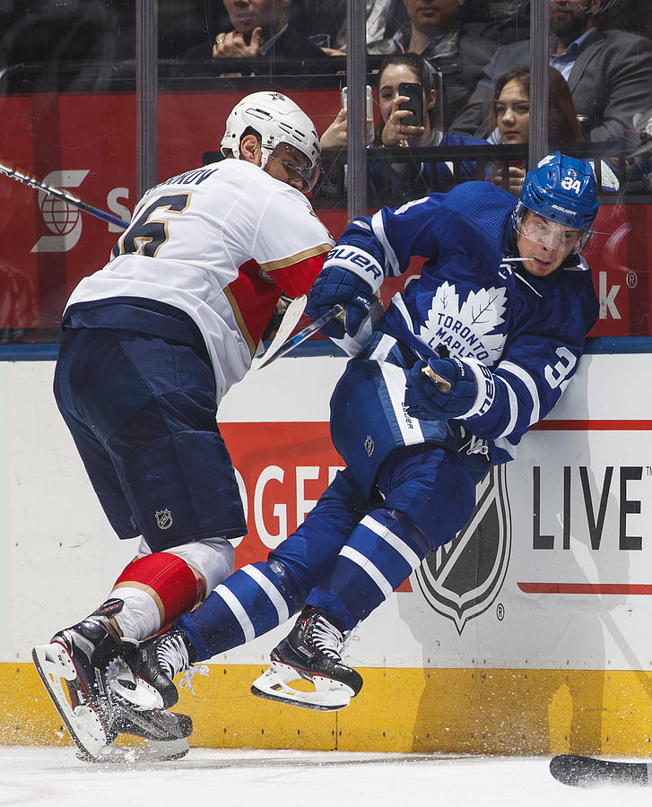 Florida Panthers v Toronto Maple Leafs #19 Photograph by Mark Blinch