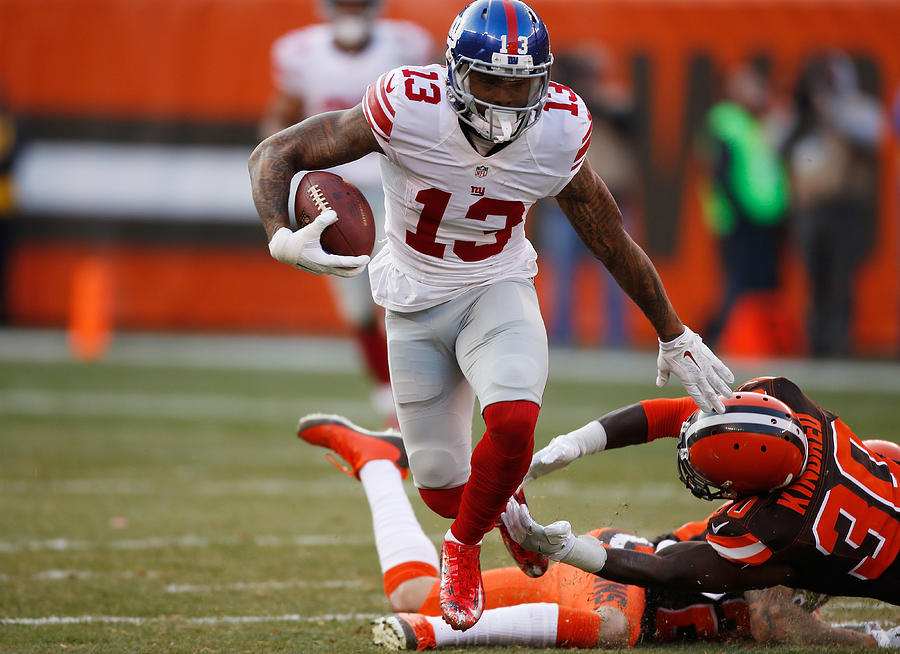 New York Giants v Cleveland Browns #19 Photograph by Gregory Shamus