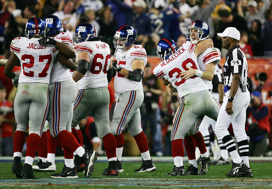 Super Bowl XLII #19 Photograph by Harry How