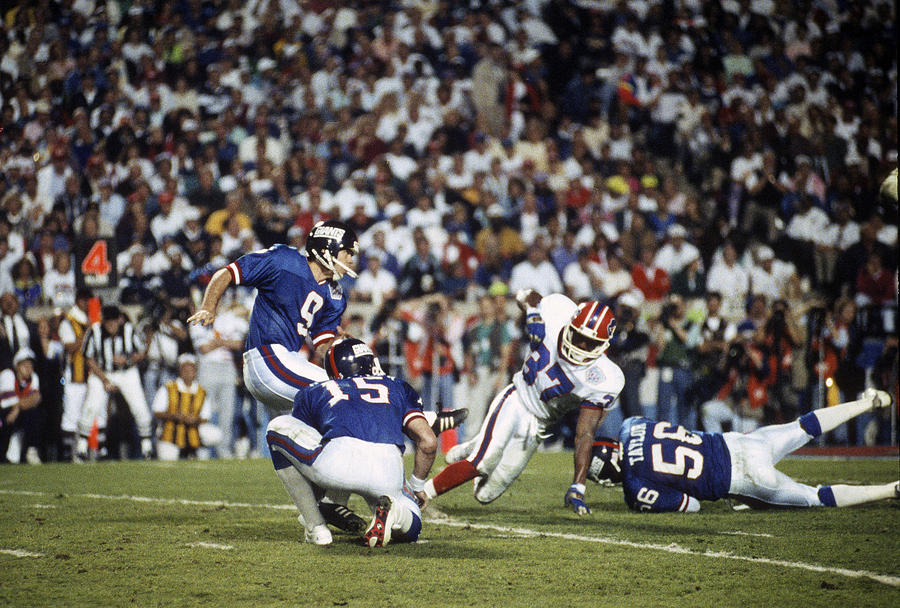 Super Bowl XXV - Buffalo Bills v New York Giants #19 Photograph by Focus On Sport