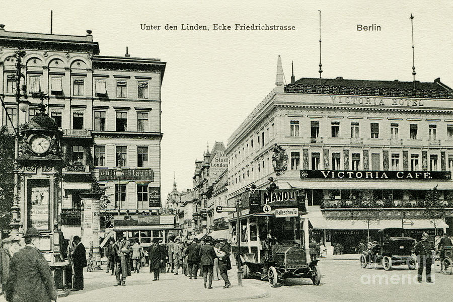  1900s Berlin Unter Den Linden Photograph by Heidi De Leeuw