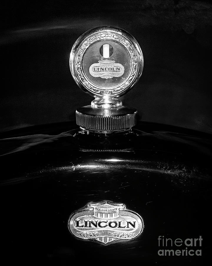 1922  Lincoln Hood Ornament Photograph by Dennis Hedberg