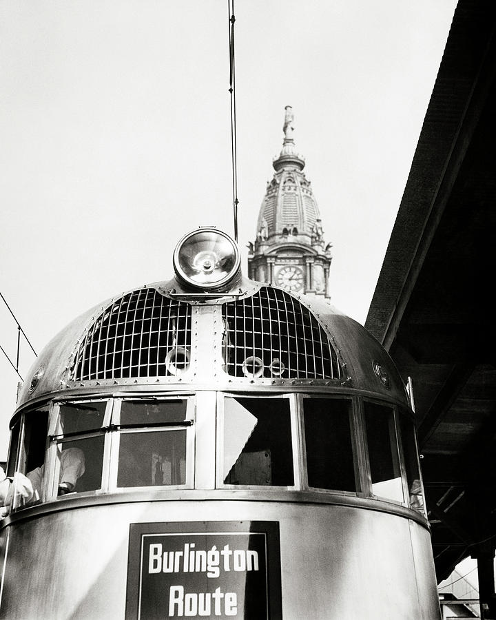 1930s Burlington route Zephyr stainless steel first American diesel-electric passenger engine Photograph by Panoramic Images